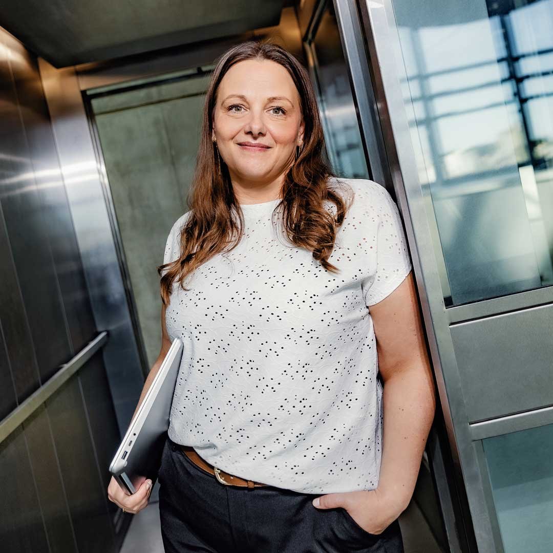 tabular-editor-portrait-anita-lundshoej-stenbjerg-1080x1080