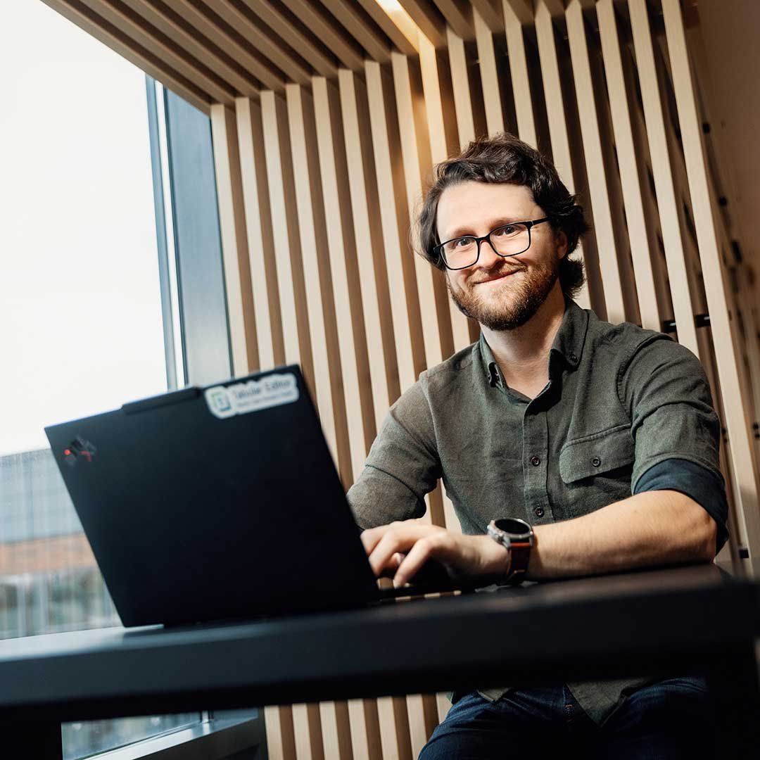 tabular-editor-portrait-kyle-mueller-alt-1080x1080